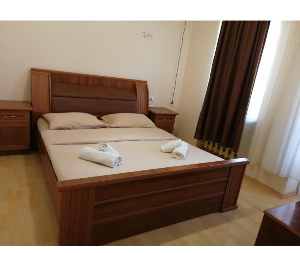 Classy And Cozy Hostel Ереван Экстерьер фото